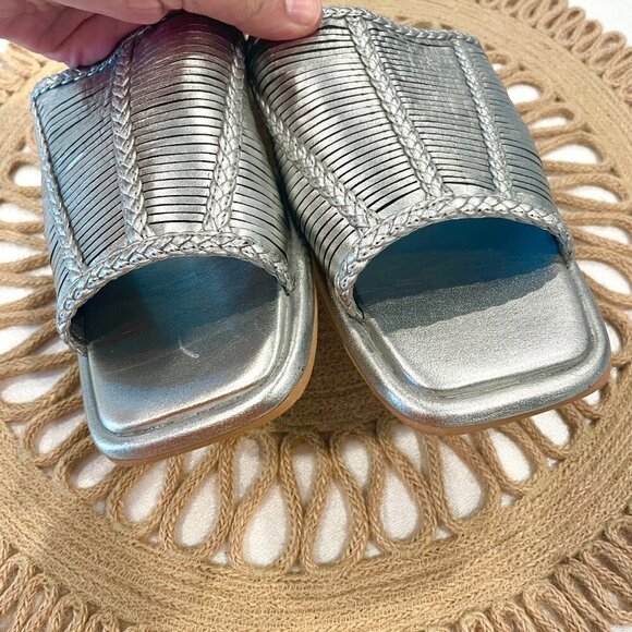 NWOT Vélez Inflexus Leather Flat Sandals for Women Silver Size EU 37/ US 7 - Picture 5 of 10